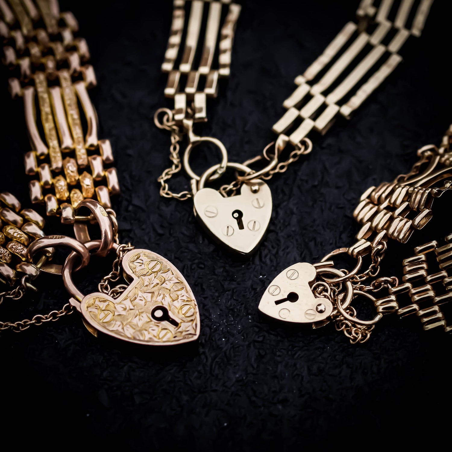 ANTIQUE-BRACELET
