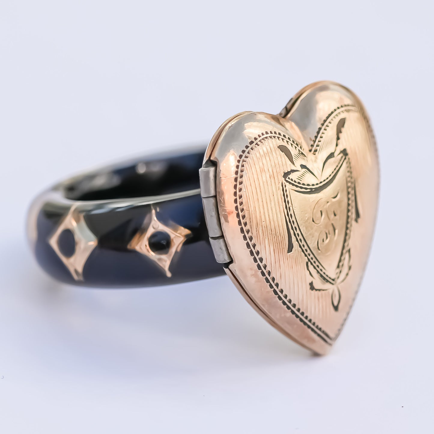 HEART LOCKET RING / EMBLEM / #12