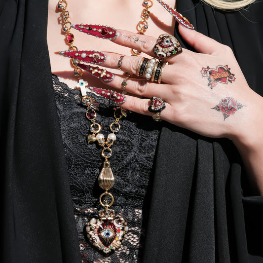 Celestial Lucky Heart Necklace - Black × Red