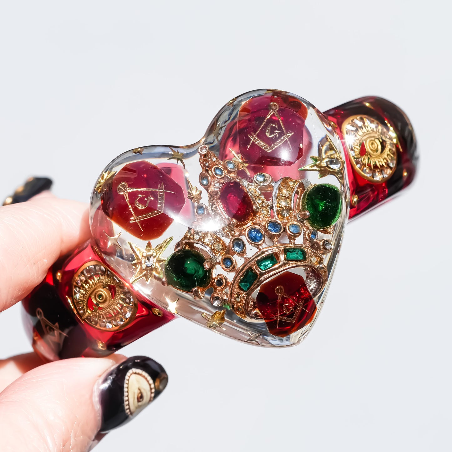 LOVE BRACELET / HEART / MASONIC / RED