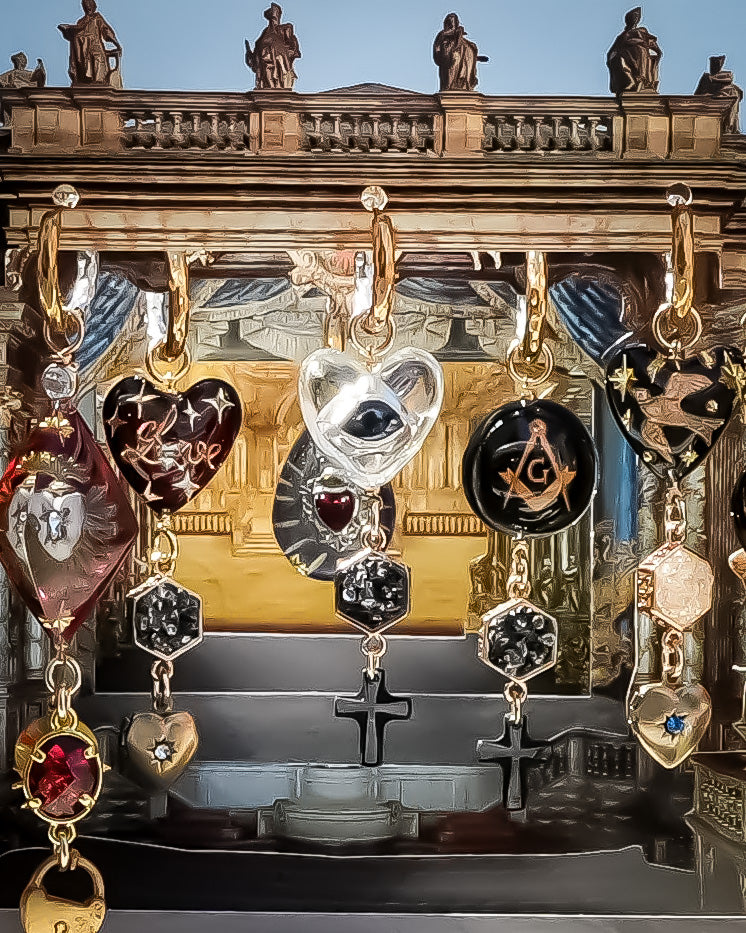 MASONIC EARRINGS / DOME / BLACK (single)