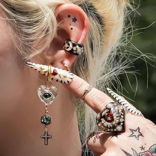 EYE EARRINGS / HEART / CLEAR (single)