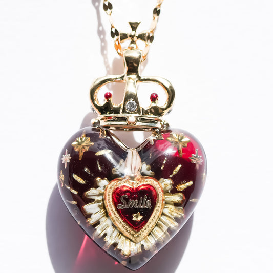 LOVE SMILE NECKLACE / HEART / CROWN / RED