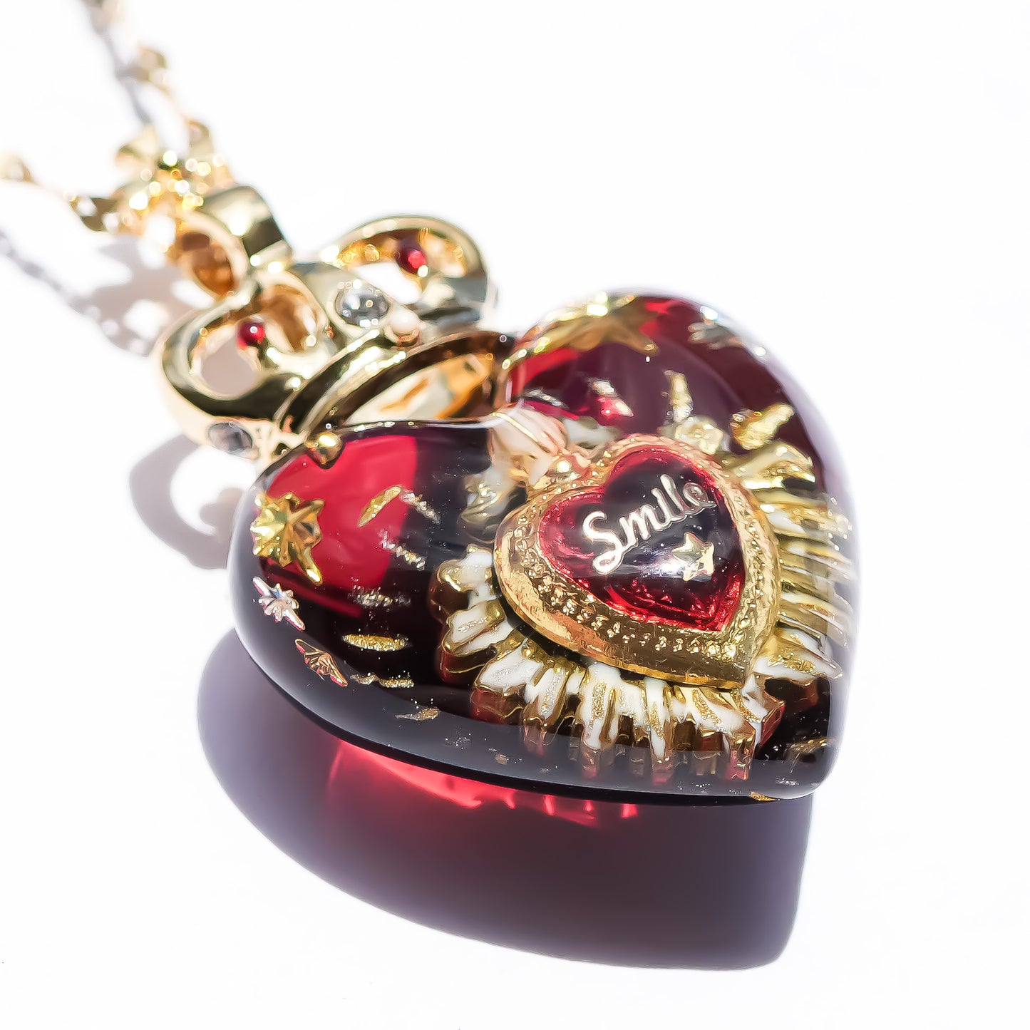 LOVE SMILE NECKLACE / HEART / CROWN / RED
