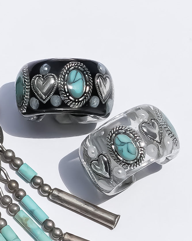 LOVE EARCUFF / TURQUOISE / PEARL / CLEAR