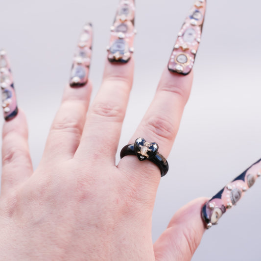 Bear Small Heart Ring - Black / #9 #12 #17