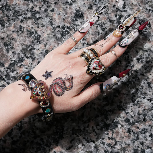 Mystic eye heart bracelet - black × smoky pink