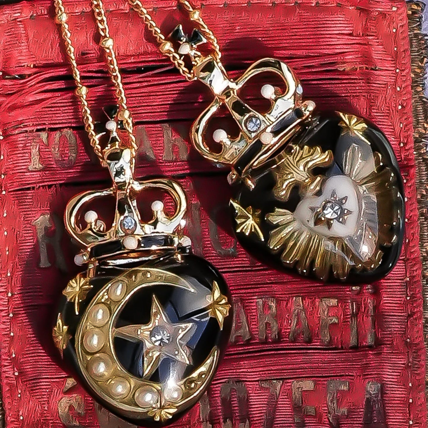 Royal moon star heart necklace - black × gold