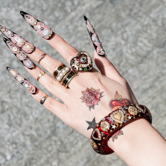 Crowned lion heart bracelet - red