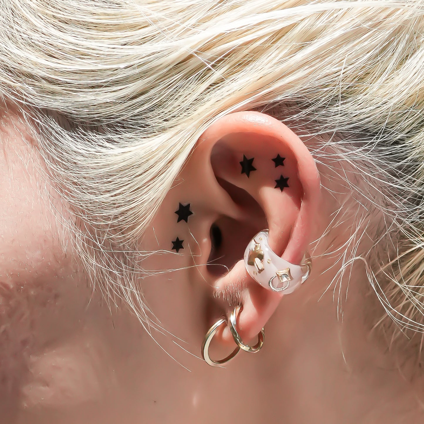 LOVE EARCUFF / ARROW HEART / SMOKY PINK