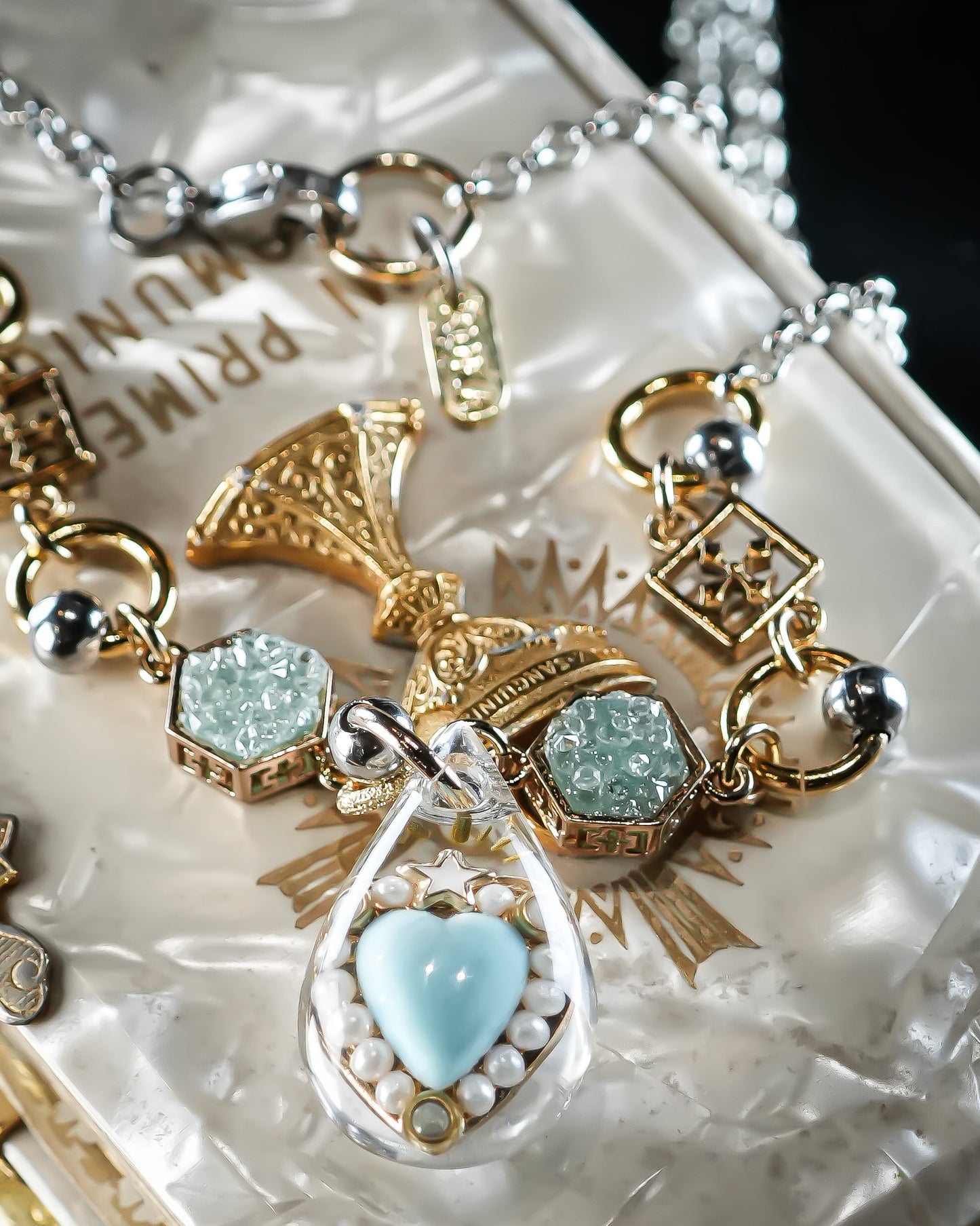 LOVE NECKLACE / DROP / CLEAR / TURQUOISE
