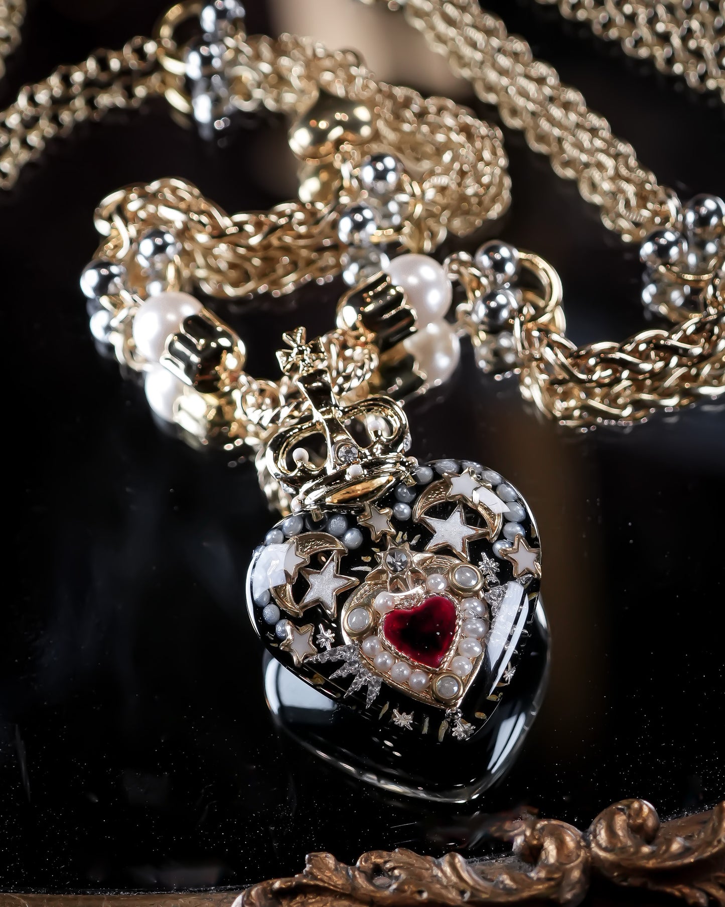 LOVE NECKLACE / HEART / BLACK