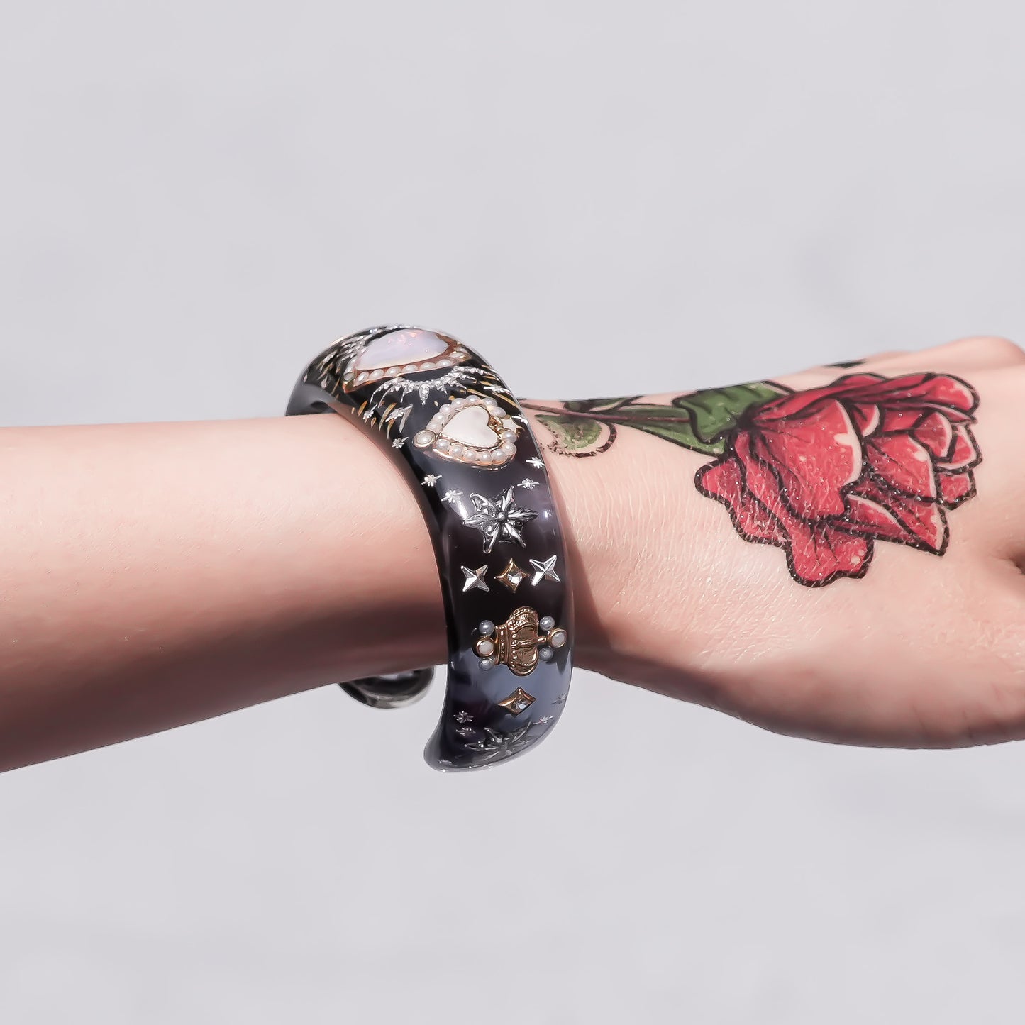 LOVE BRACELET / HEART / CLEAR BLACK / PINK OPAL