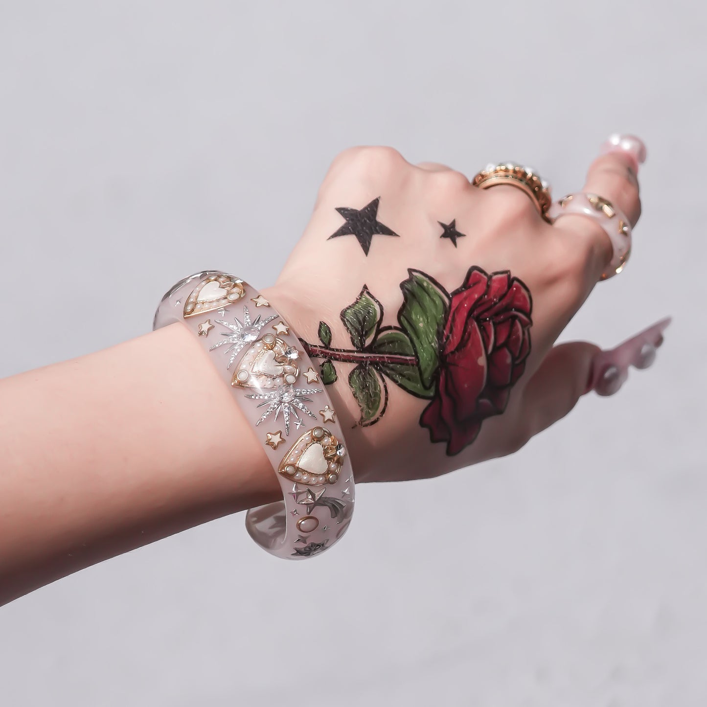 LOVE BRACELET / HEART / SMOKY PINK / WHITE