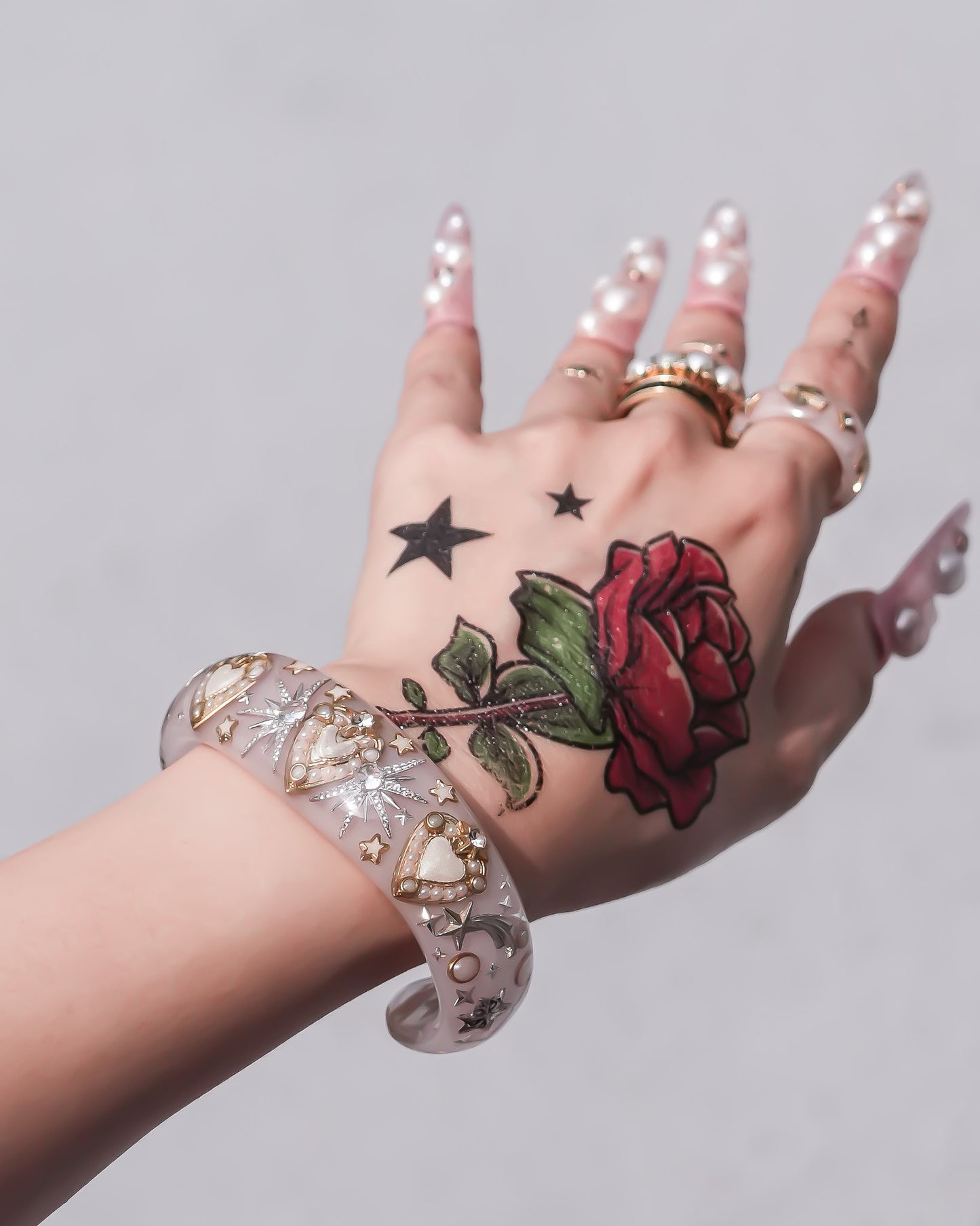 LOVE BRACELET / HEART / SMOKY PINK / WHITE