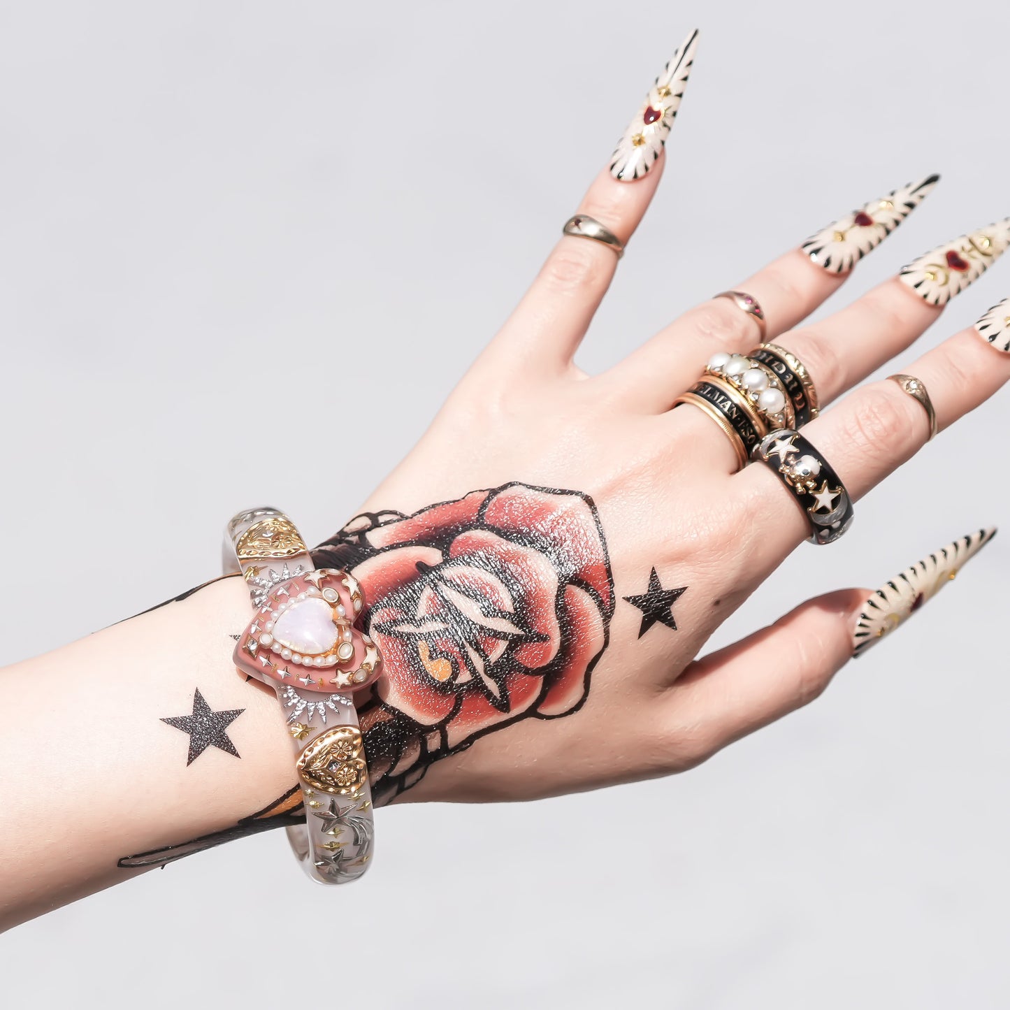 LOVE BRACELET / SMOKY PINK / PINK OPAL 2