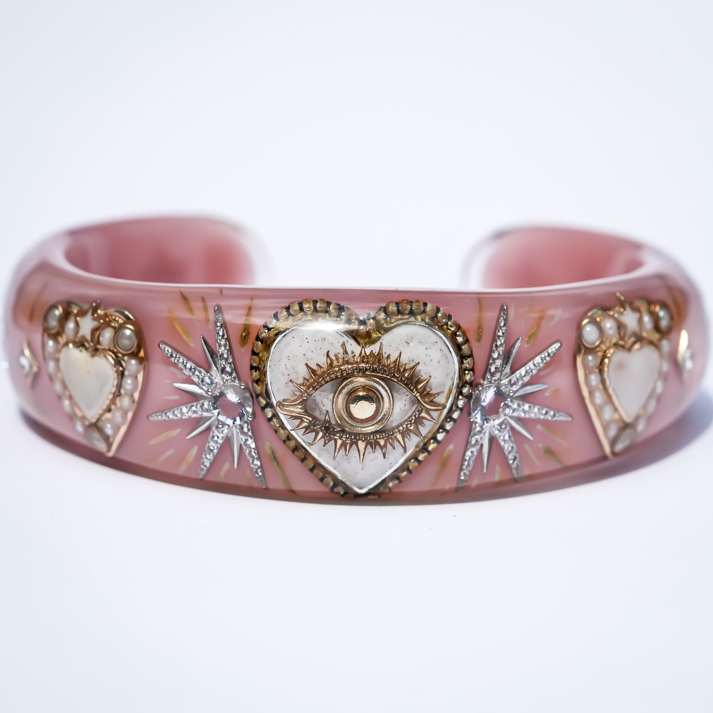 LOVE BRACELET / EYE / WHITE HEART / SMOKY PINK