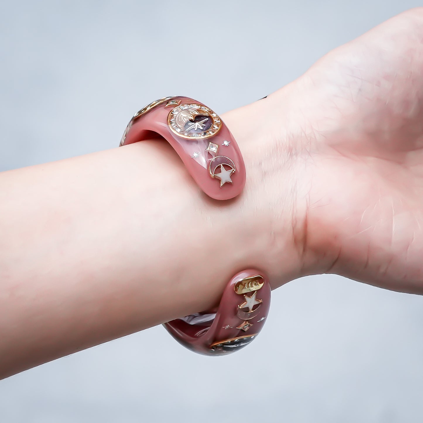 LOVE BRACELET / RED HEART / SMOKY PINK