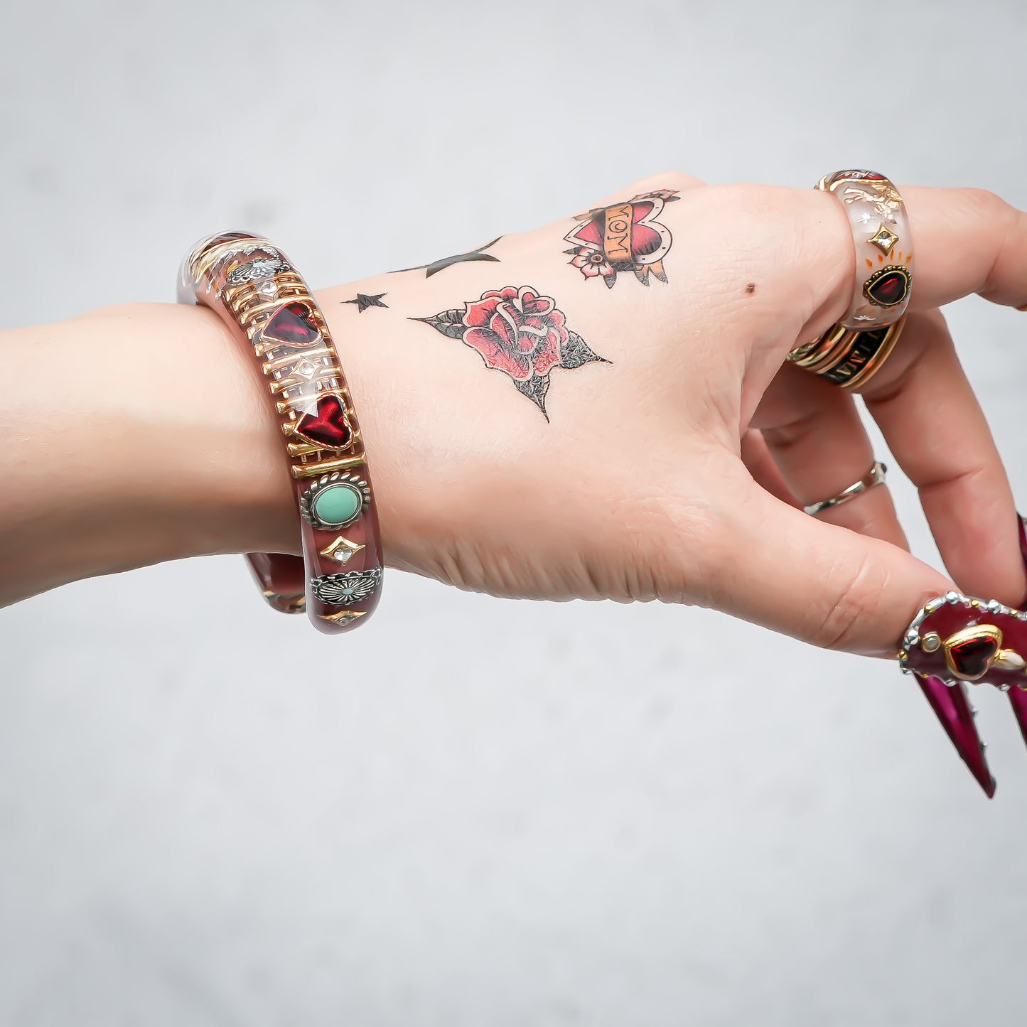 Royal Heart & Turquoise Bracelet – Smoky Brown