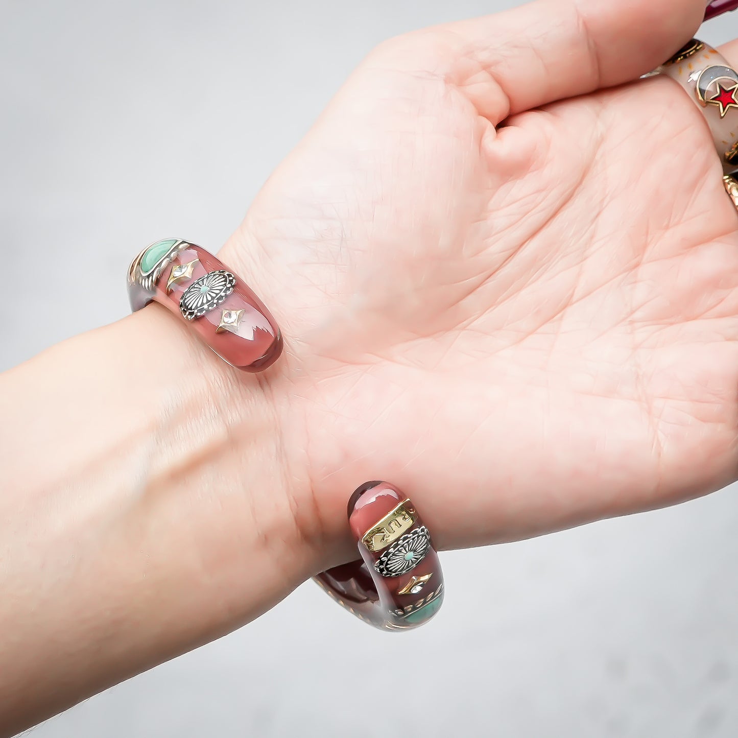 Royal Heart & Turquoise Bracelet – Smoky Brown