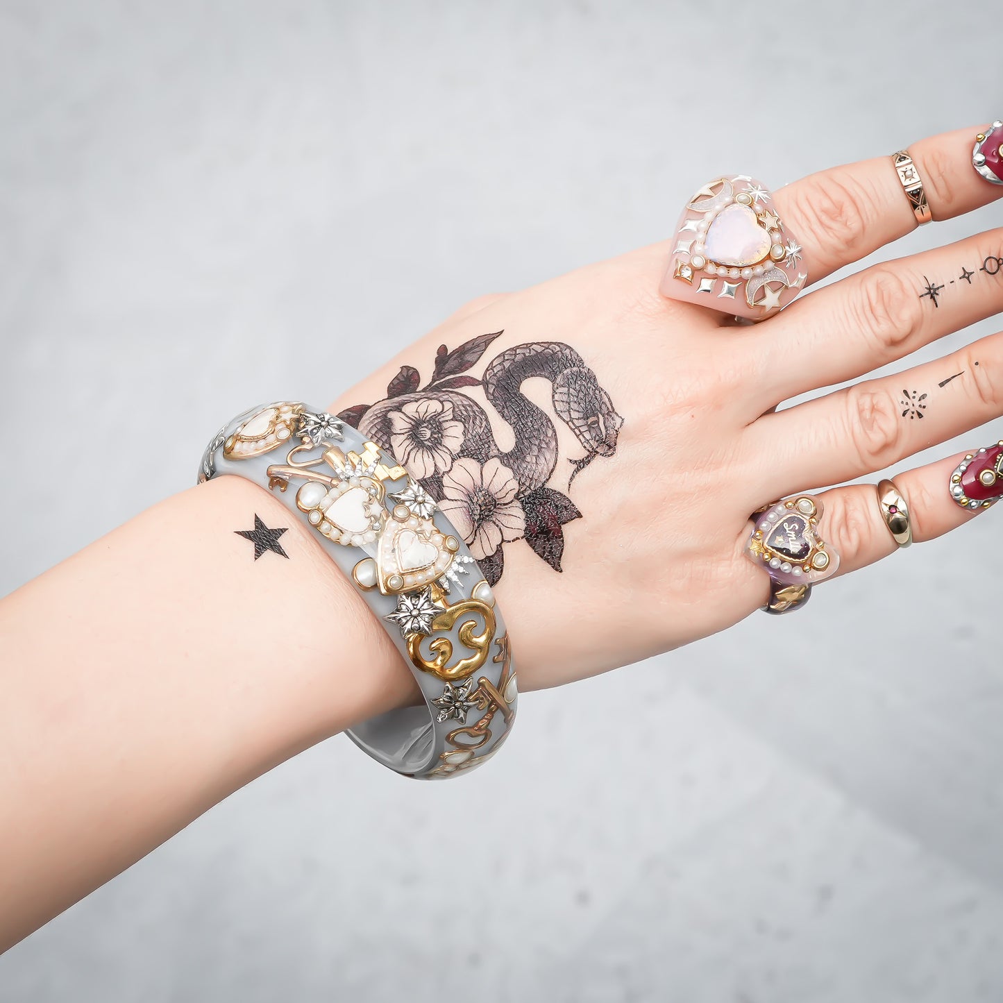 Secret Key Heart Bangle – Smoky Gray
