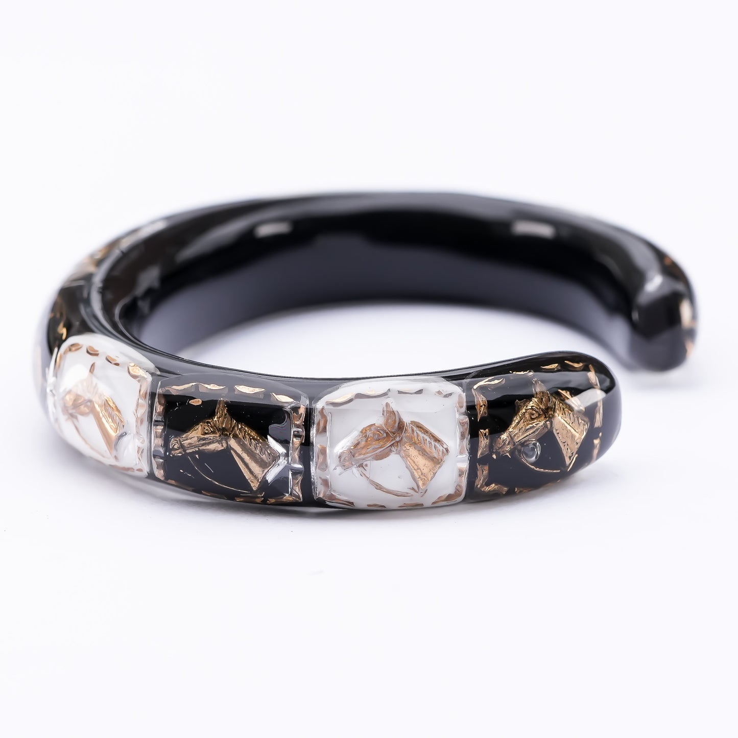 Royal Horse Heart Bangle – Jet Black