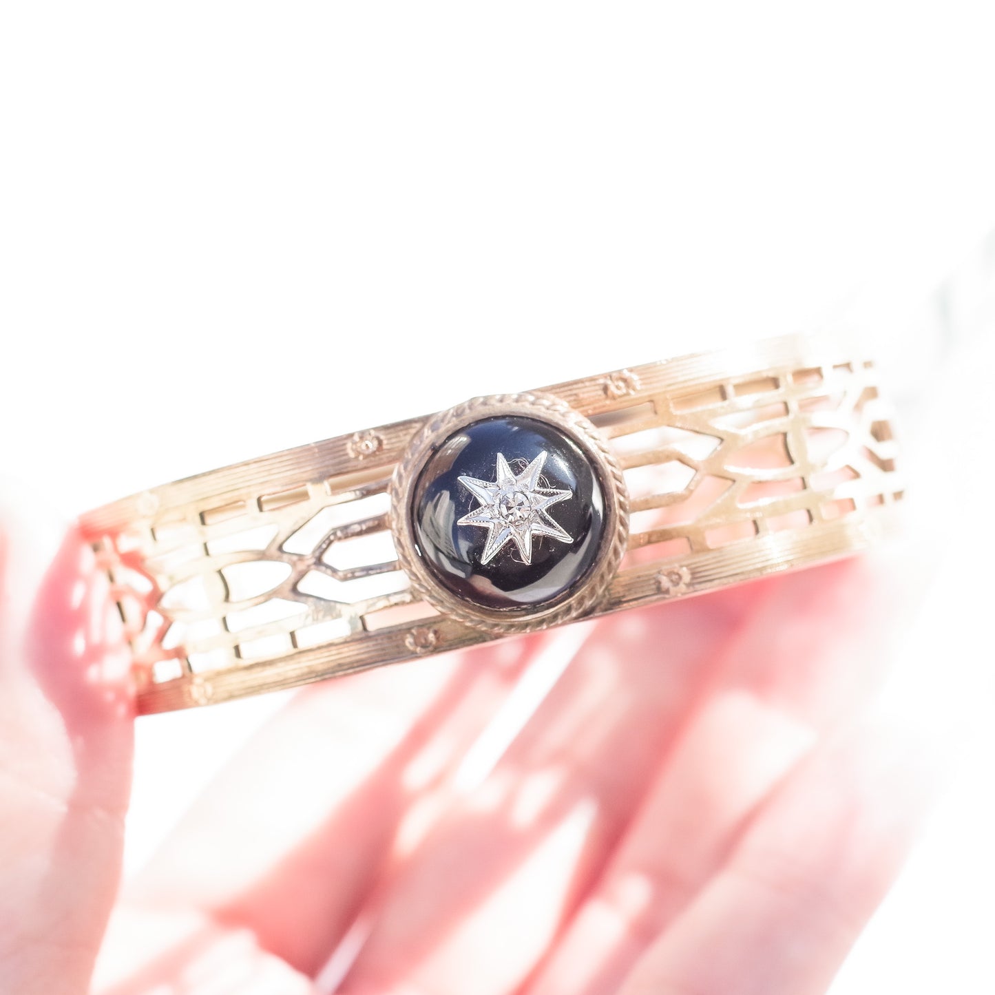 BLACK STAR BRACELET / USA / 1800S / 14kgf
