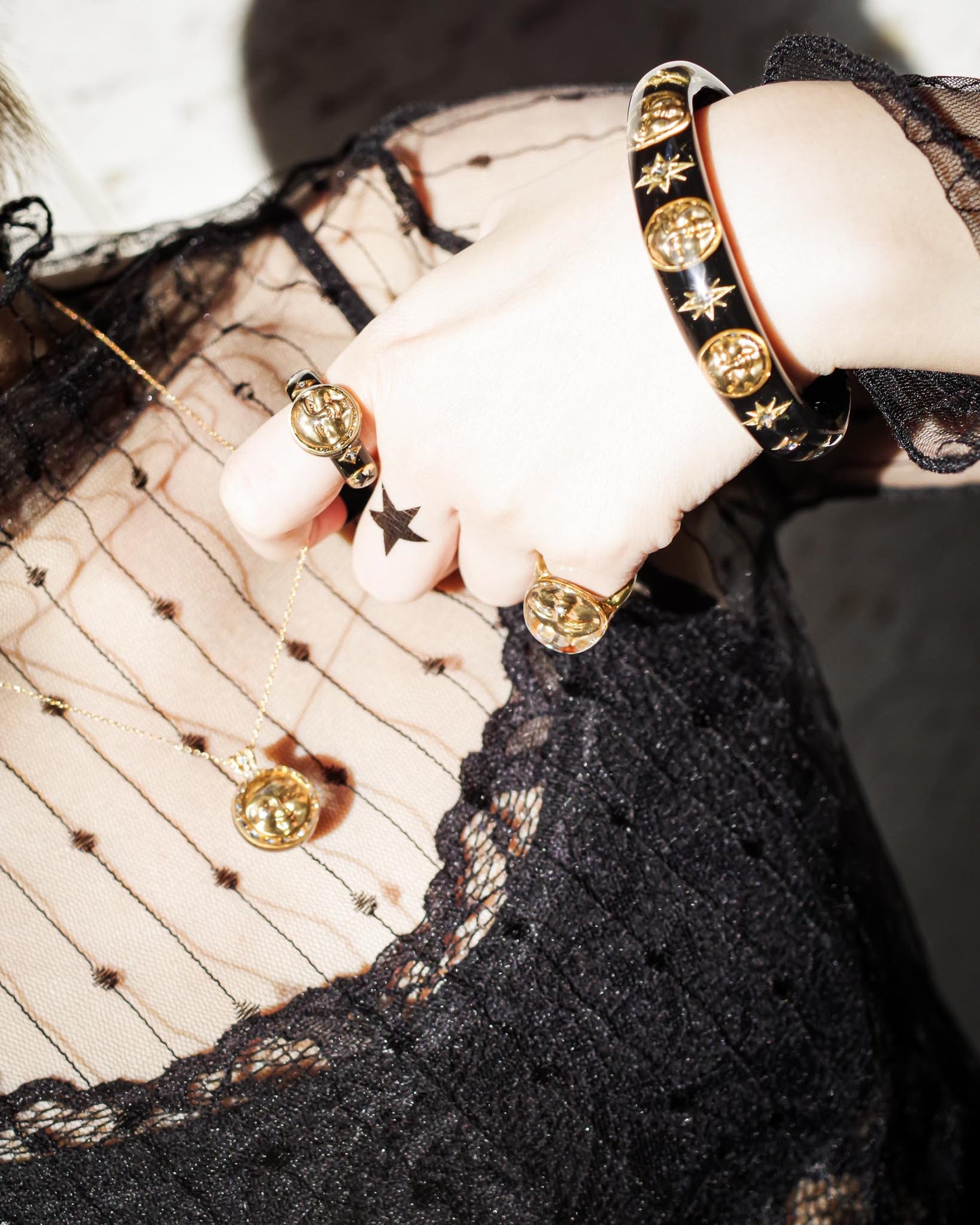 SUN BRACELET / BLACK