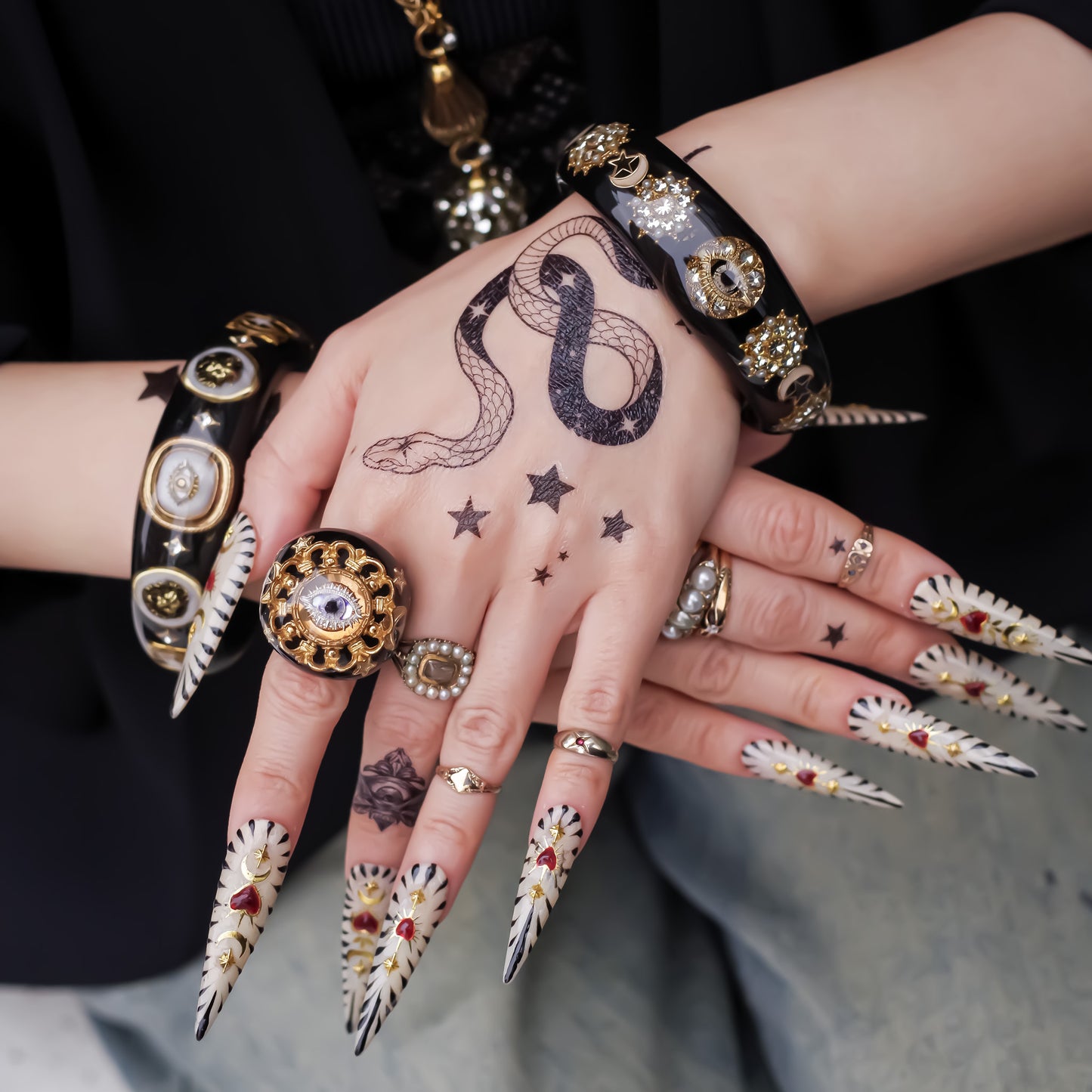 Golden Watcher Eye Ring - Black / #14