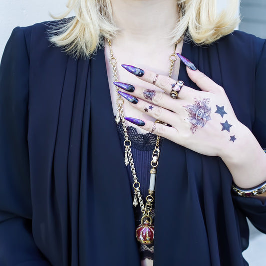 DIAMOND NECKLACE / KNIGHT