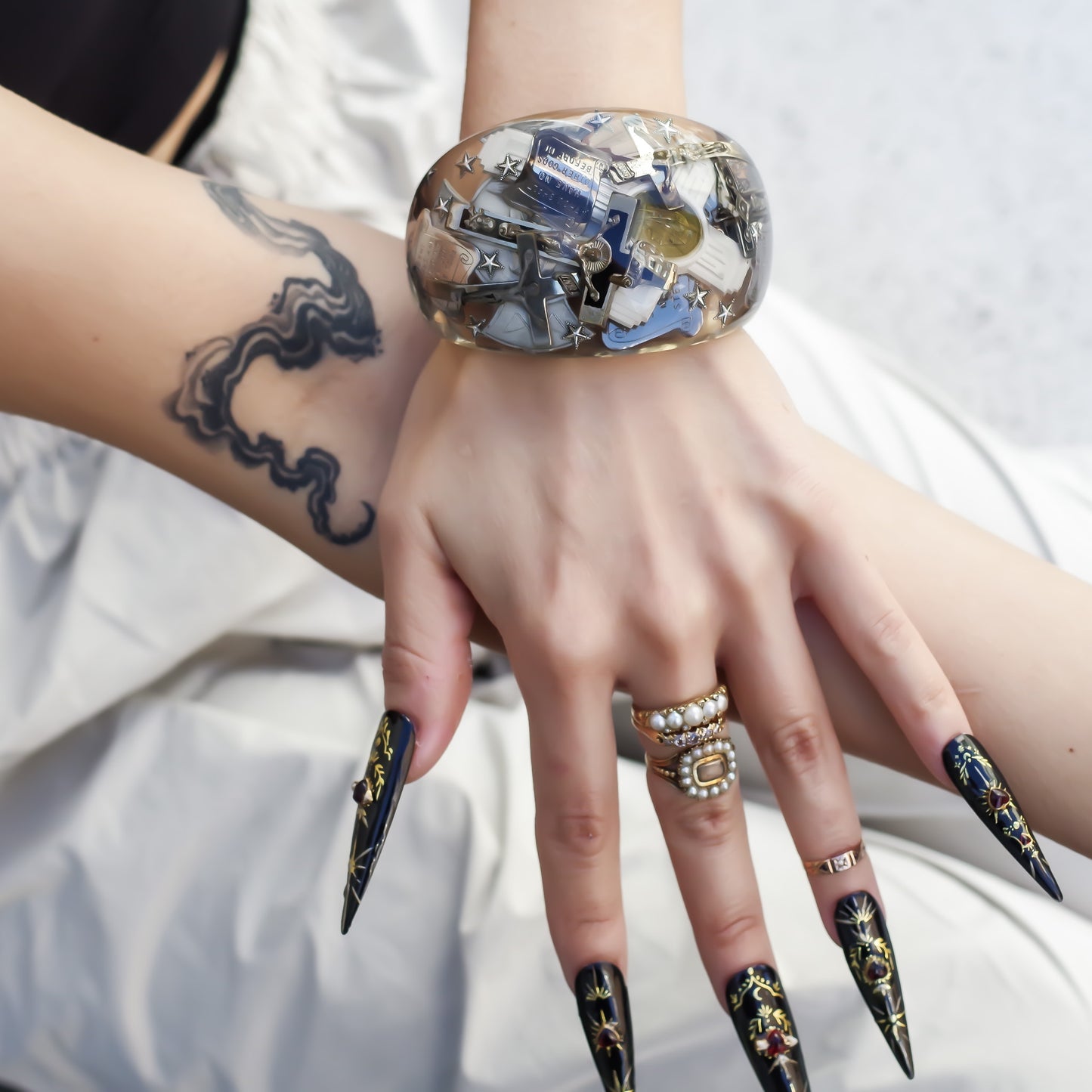THE TEN COMMANDMENTS OF MOSES BRACELET / CLEAR