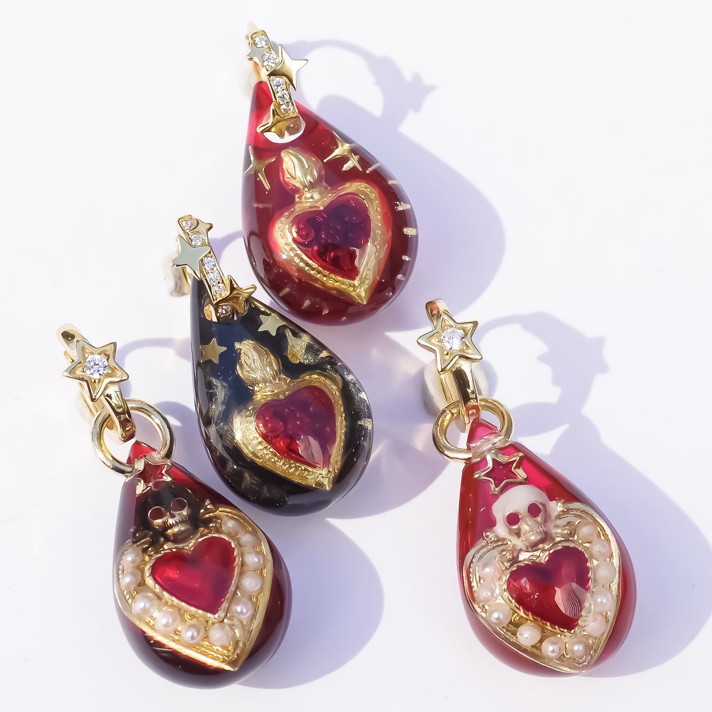 LOVE EARRINGS / MEMENTO MORI / PINK / WHITE(single)