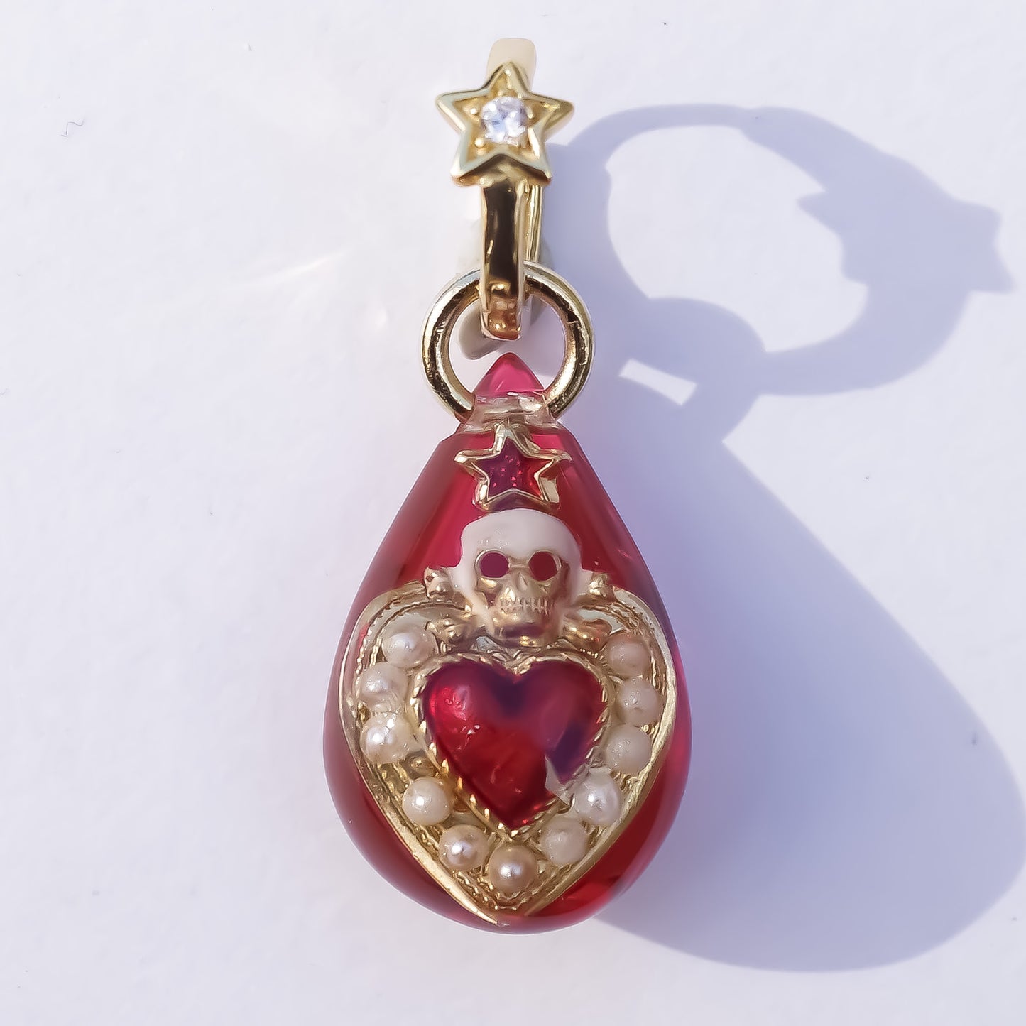 LOVE EARRINGS / MEMENTO MORI / PINK / WHITE(single)