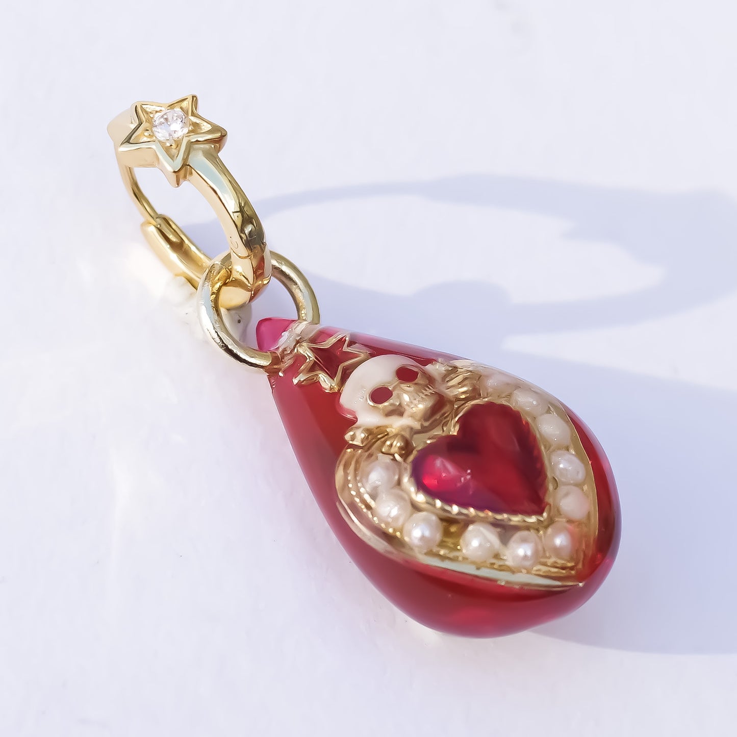 LOVE EARRINGS / MEMENTO MORI / PINK / WHITE(single)