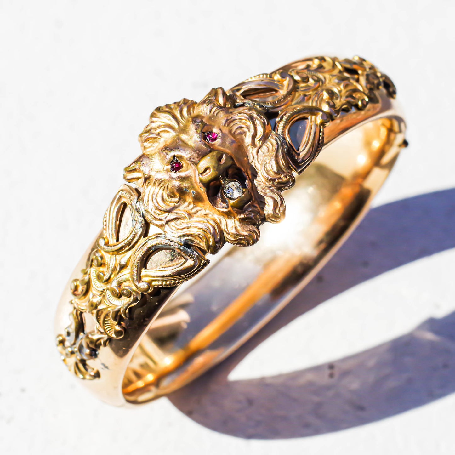 LION BRACELET BIG / USA / 1800S / 14KGF