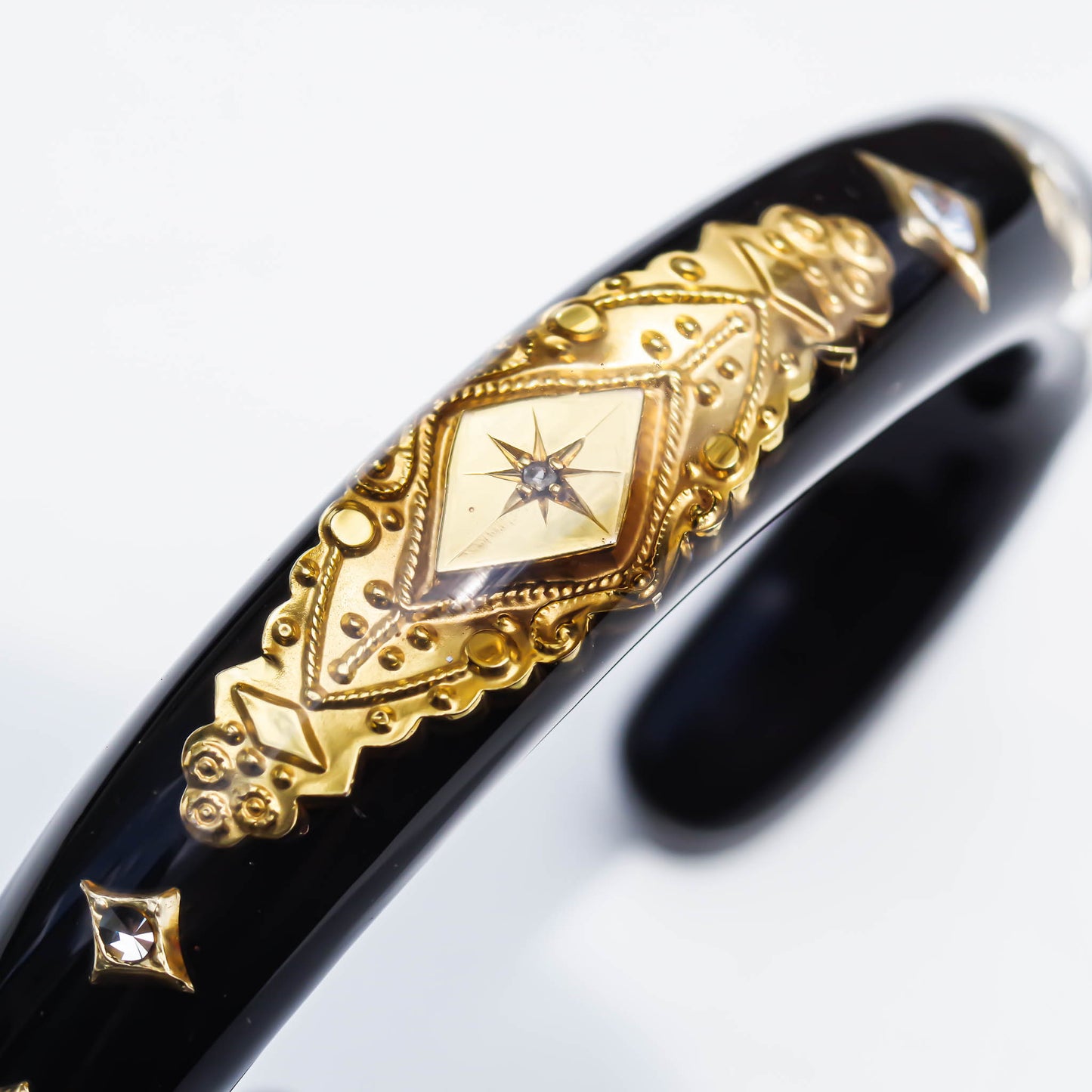 VICTORIAN BLACELET / DIAMONDS / 18K / 2