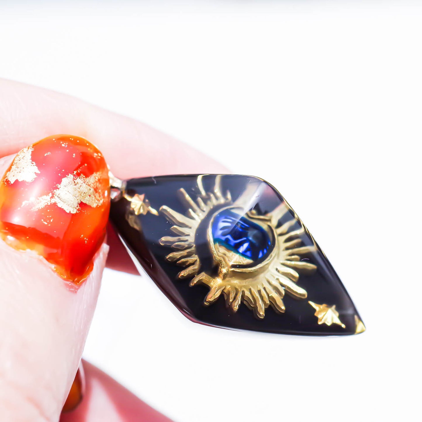 EYE NECKLACE / BLACK / DIAMOND
