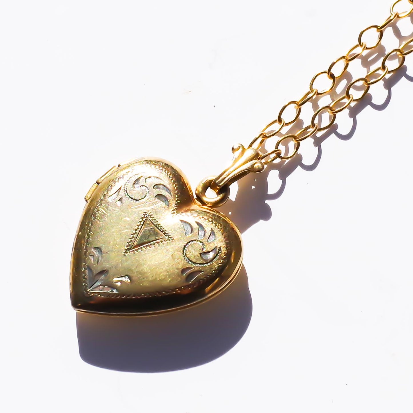 HEART LOCKET NECKLACE / TRAIANGLE / 14KGF