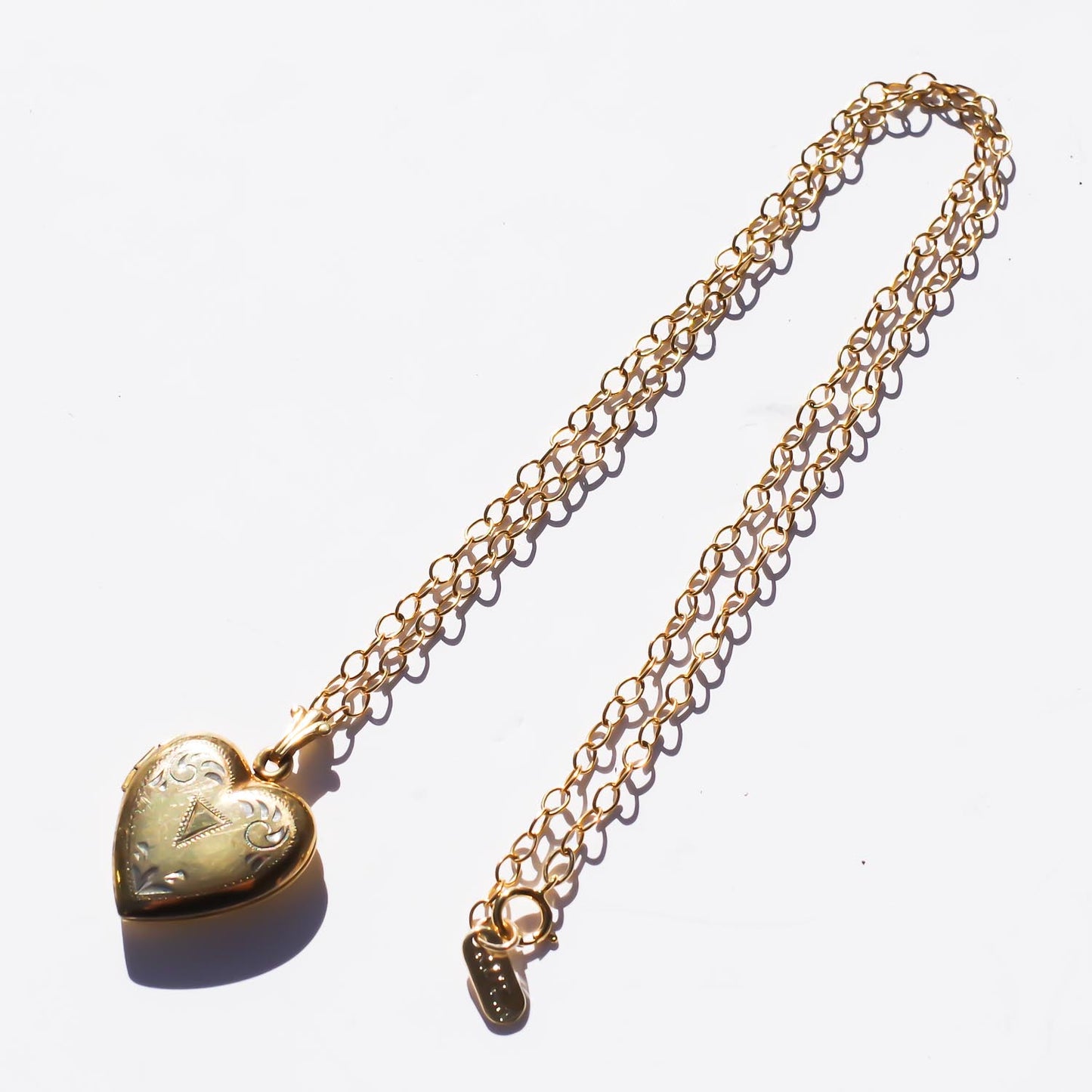 HEART LOCKET NECKLACE / TRAIANGLE / 14KGF