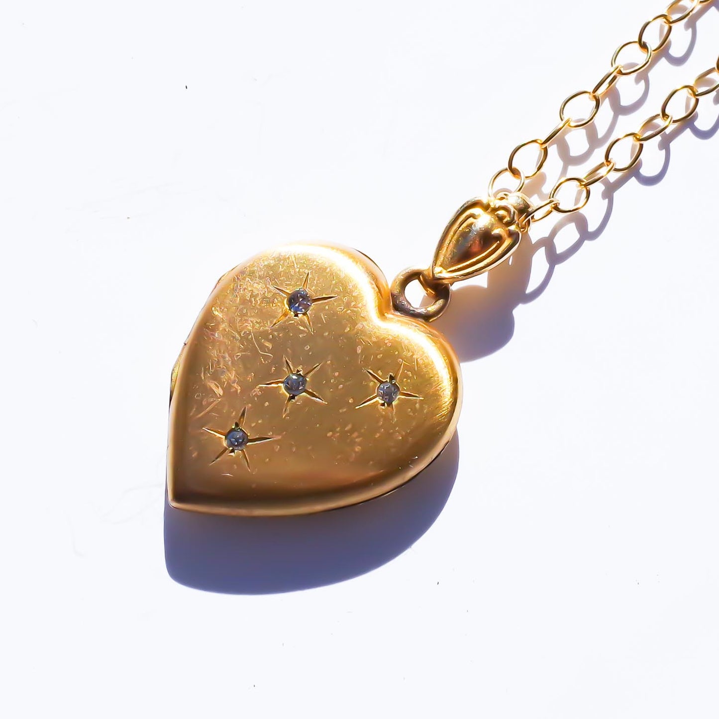 HEART LOCKET NECKLACE / CRYSTAL
