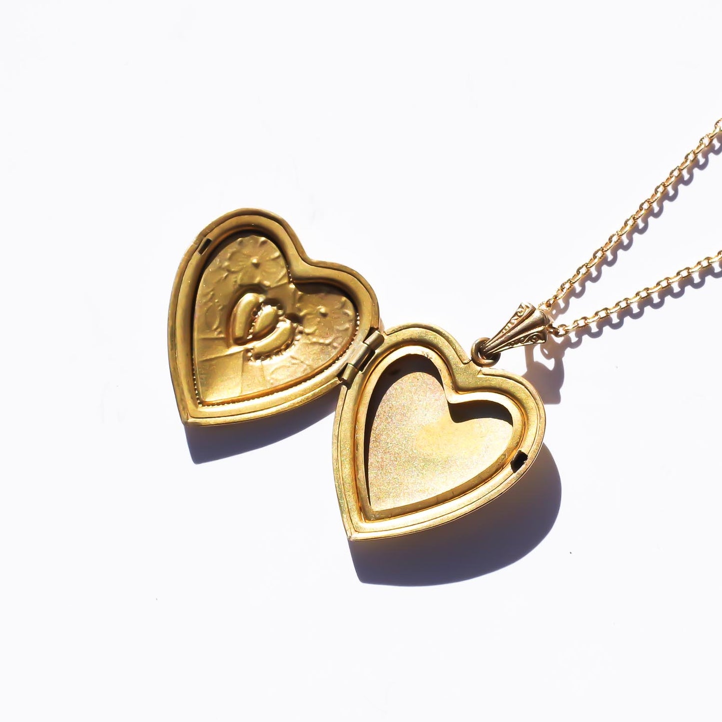 HEART LOCKET NECKLACE / DOUBLE HEART / 14KGF