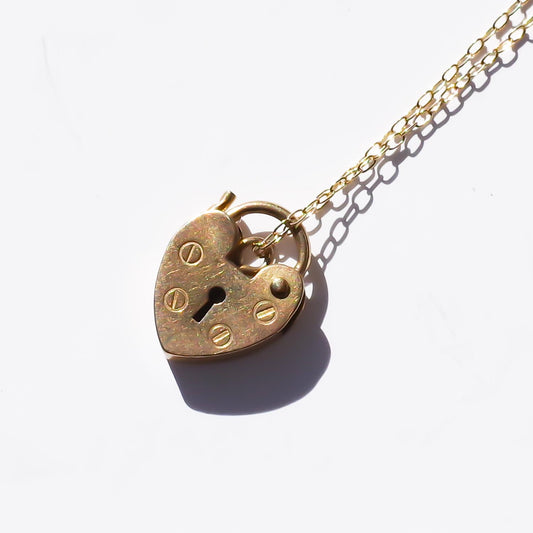 HEART NECKLACE / lockhart / UK / 9K