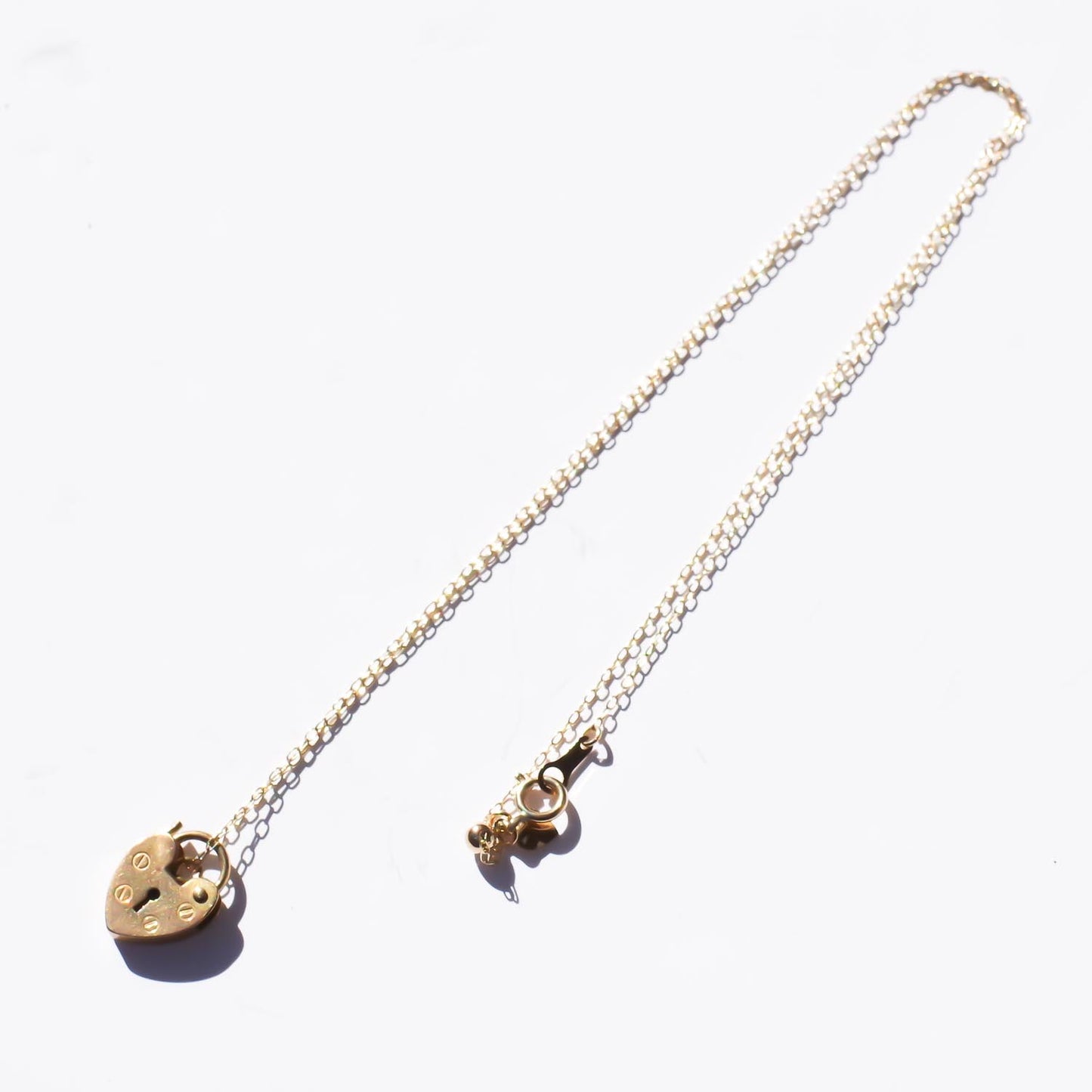 HEART NECKLACE / lockhart / UK / 9K