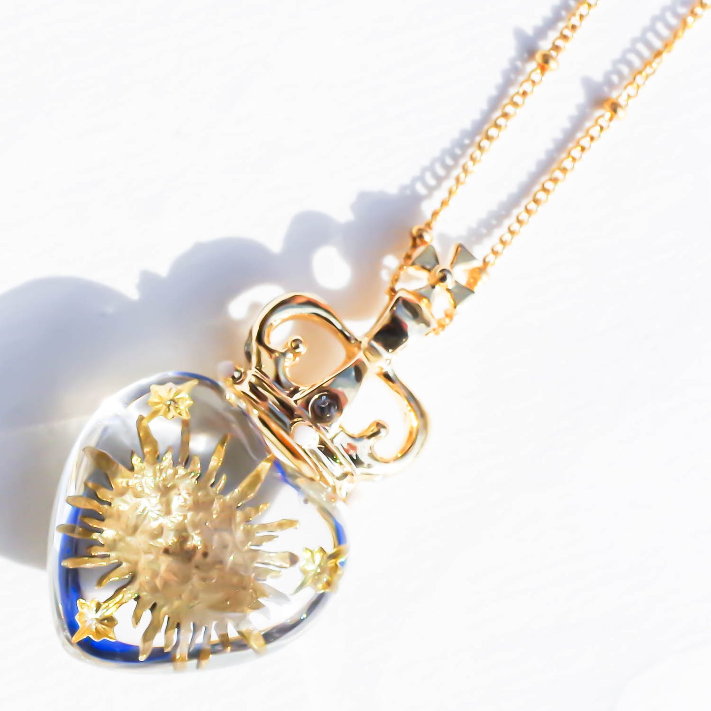 EYE SMALL HEART NECKLACE / CLEAR