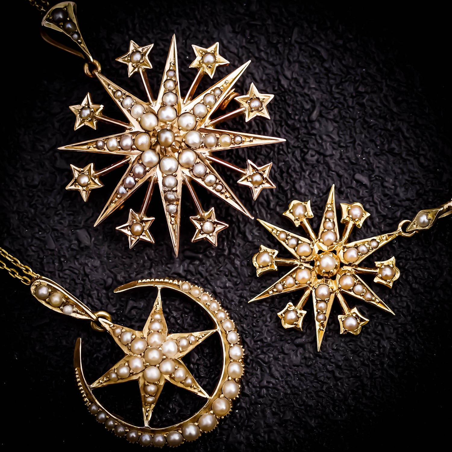ANTIQUE-NECKLACE