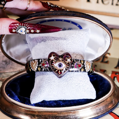 Mystic Heart Eye Bracelet - Black × Dark Rose Red