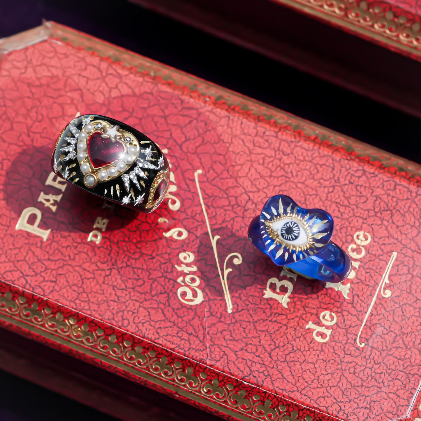 Sacred Heart Halo Ring - Black × Deep Red / #14 #16