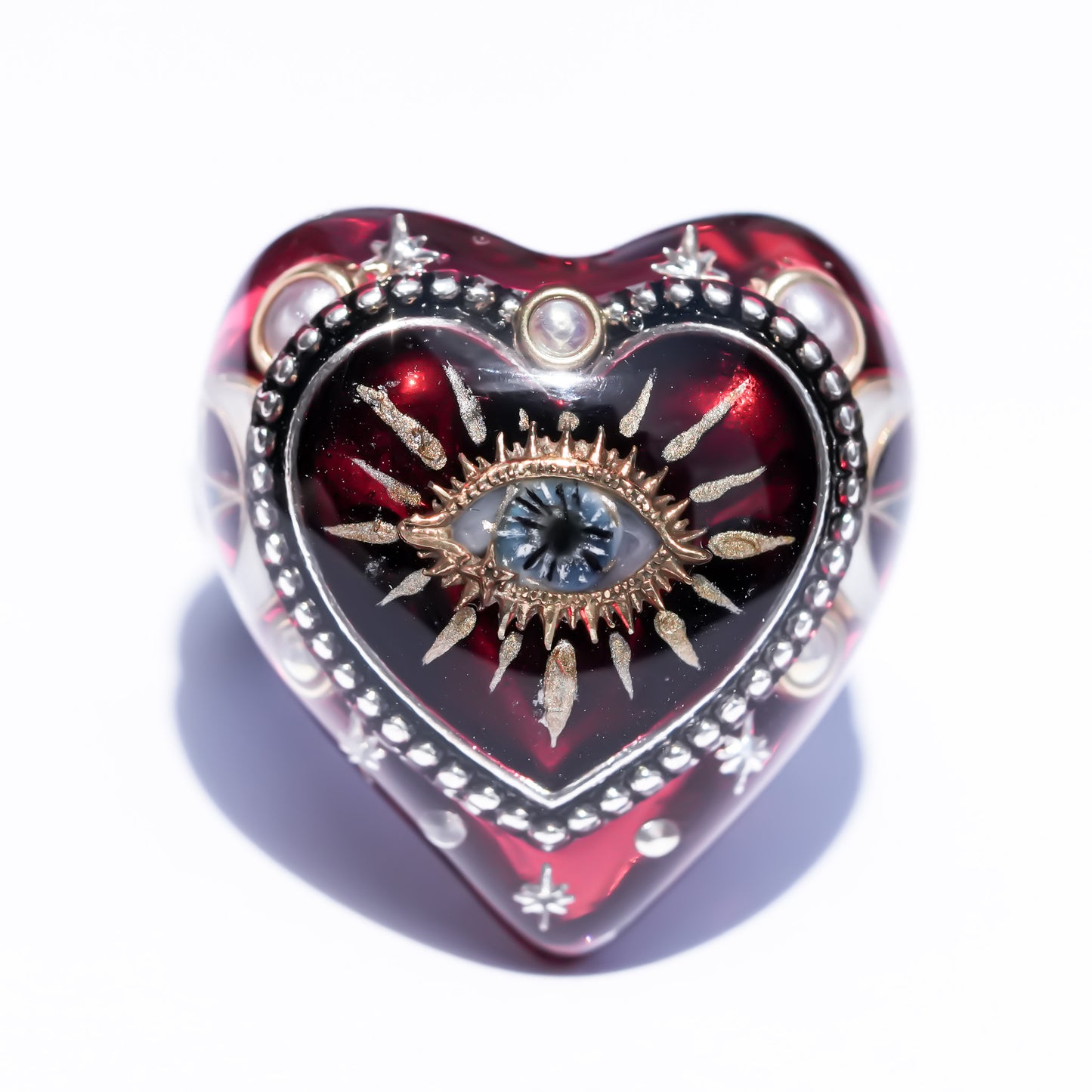 Deep Red Heart Eye Ring - Red × Black / #13