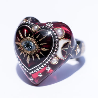 Deep Red Heart Eye Ring - Red × Black / #13
