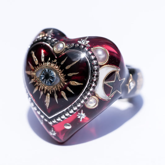 Deep Red Heart Eye Ring - Red × Black / #13